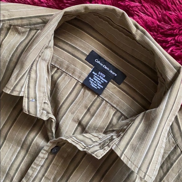 Calvin Klein Jeans olive green button down shirt - Picture 4 of 9